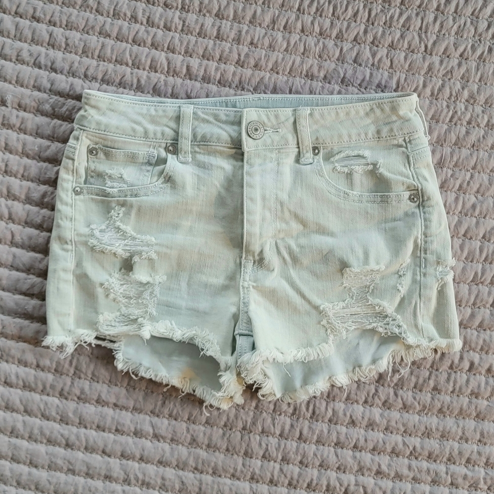 AE Light Wash Short Shorts